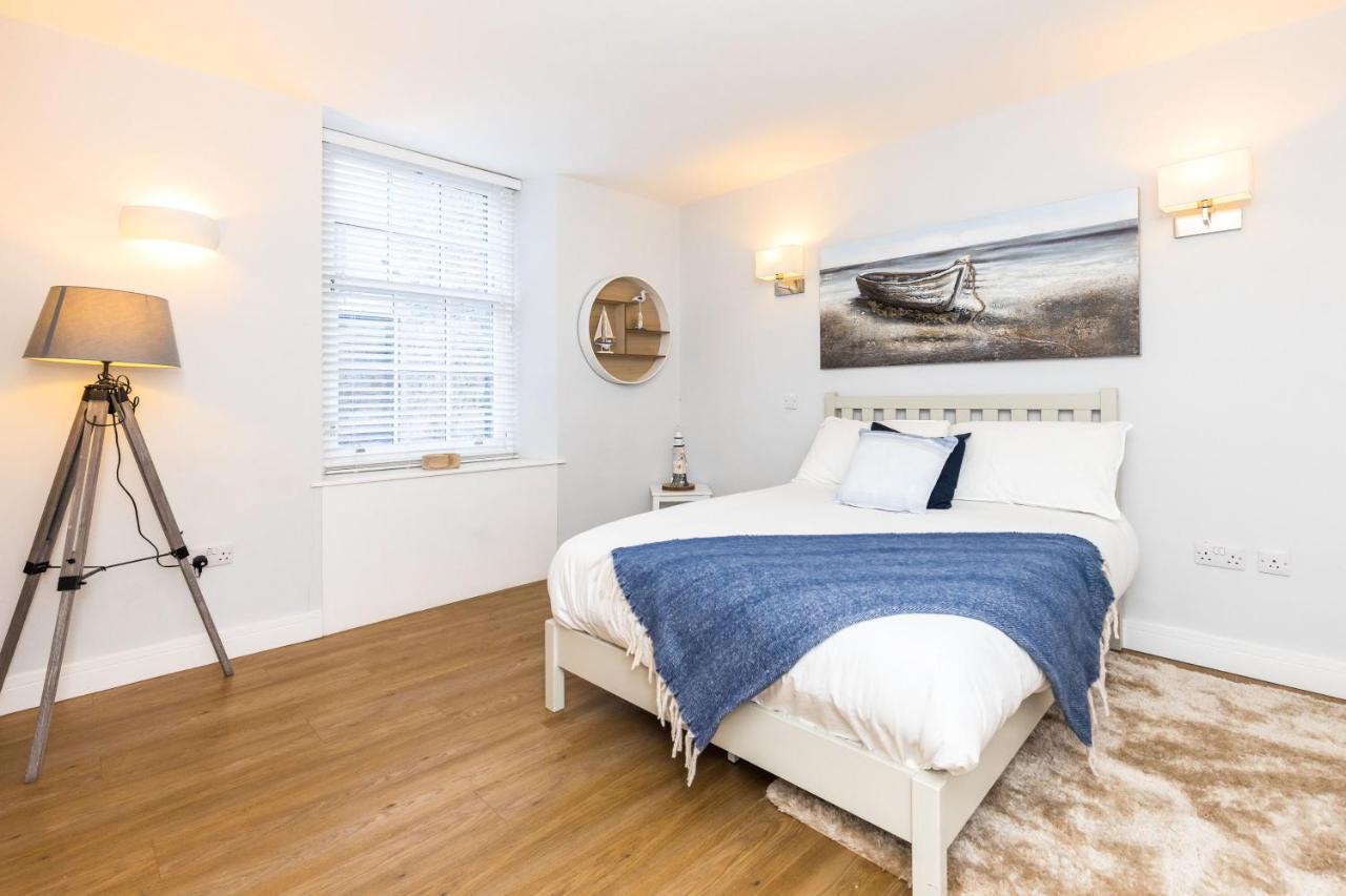 Luxury Modern 3 Bedroom Apartment In City Centre Эдинбург Экстерьер фото