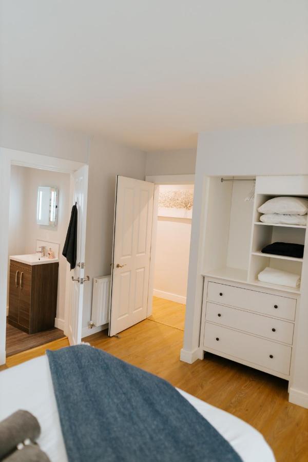 Luxury Modern 3 Bedroom Apartment In City Centre Эдинбург Экстерьер фото