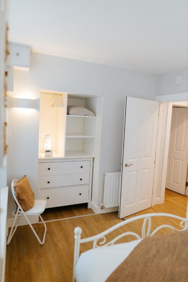 Luxury Modern 3 Bedroom Apartment In City Centre Эдинбург Экстерьер фото