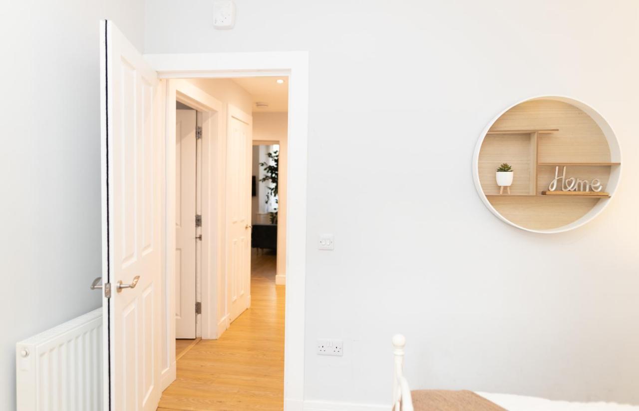 Luxury Modern 3 Bedroom Apartment In City Centre Эдинбург Экстерьер фото